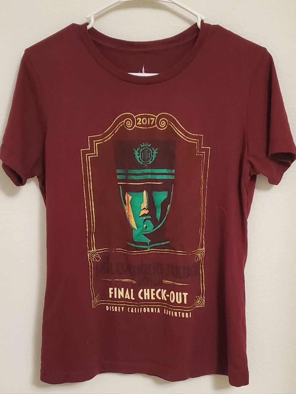 Disney Parks 2017 Hollywood Tower Hotel Final Check-Out T-Shirt Size XL